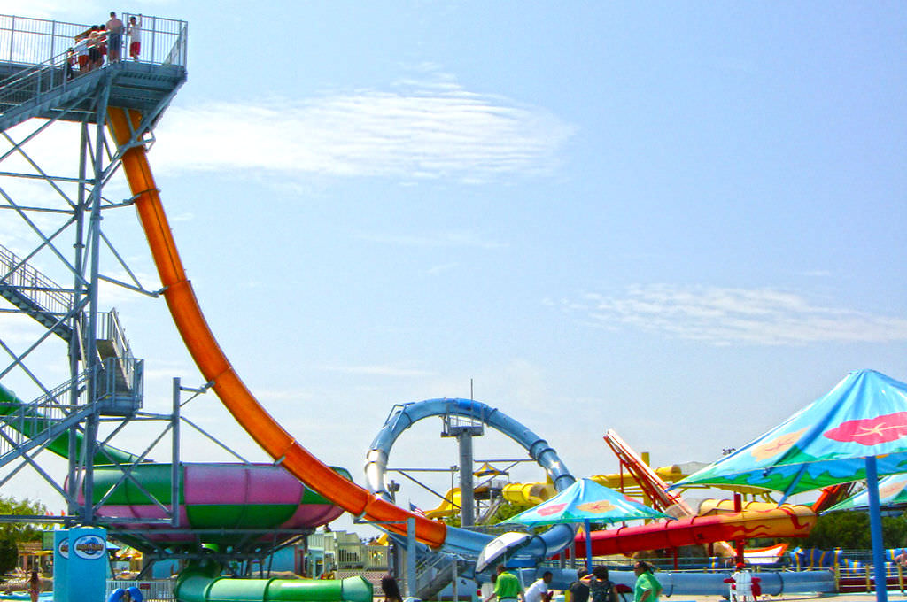 Toboggan tournant / pour parc aquatique / en tube AQUALOOP
