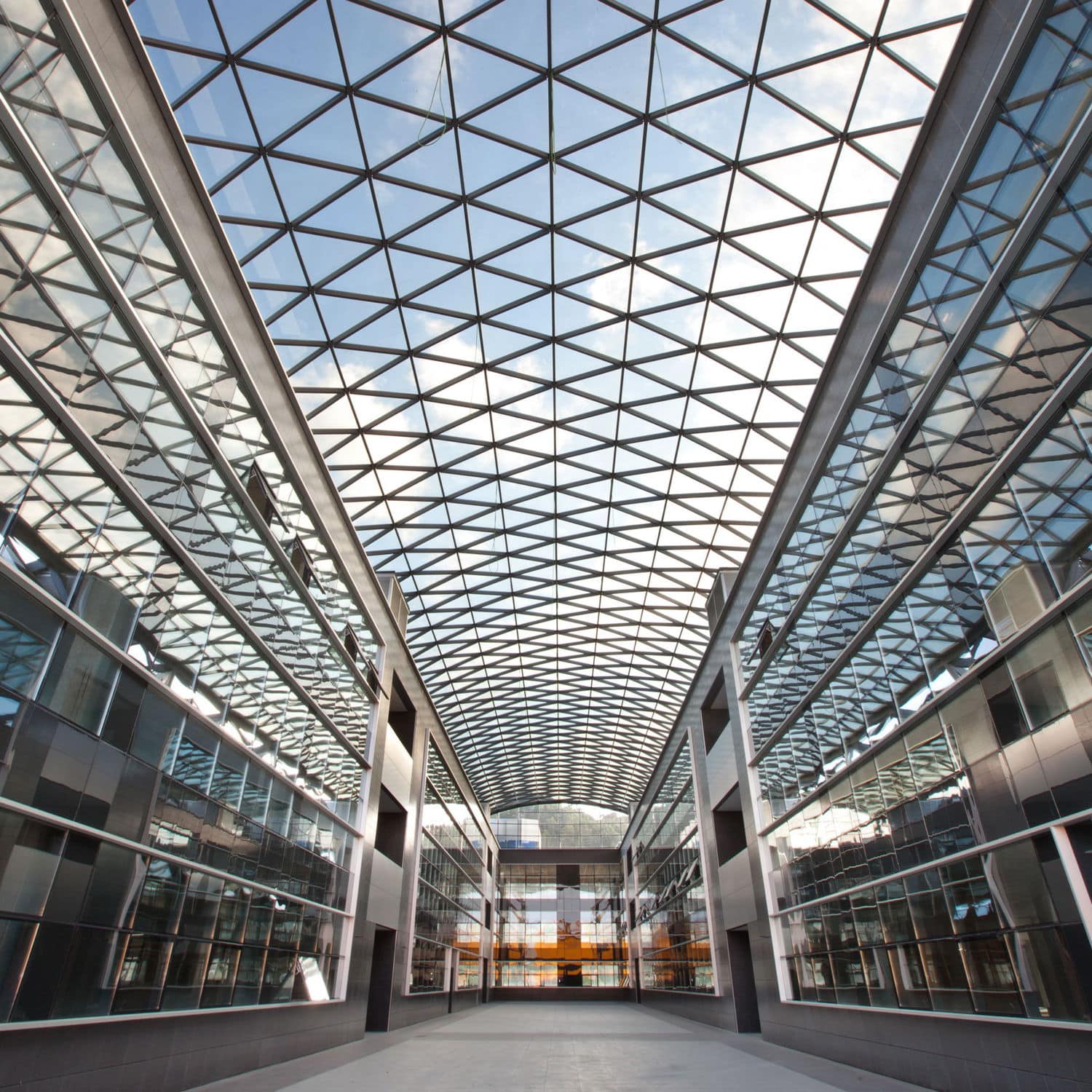 Structure métallique pour couverture MARINEDA CITY Lanik