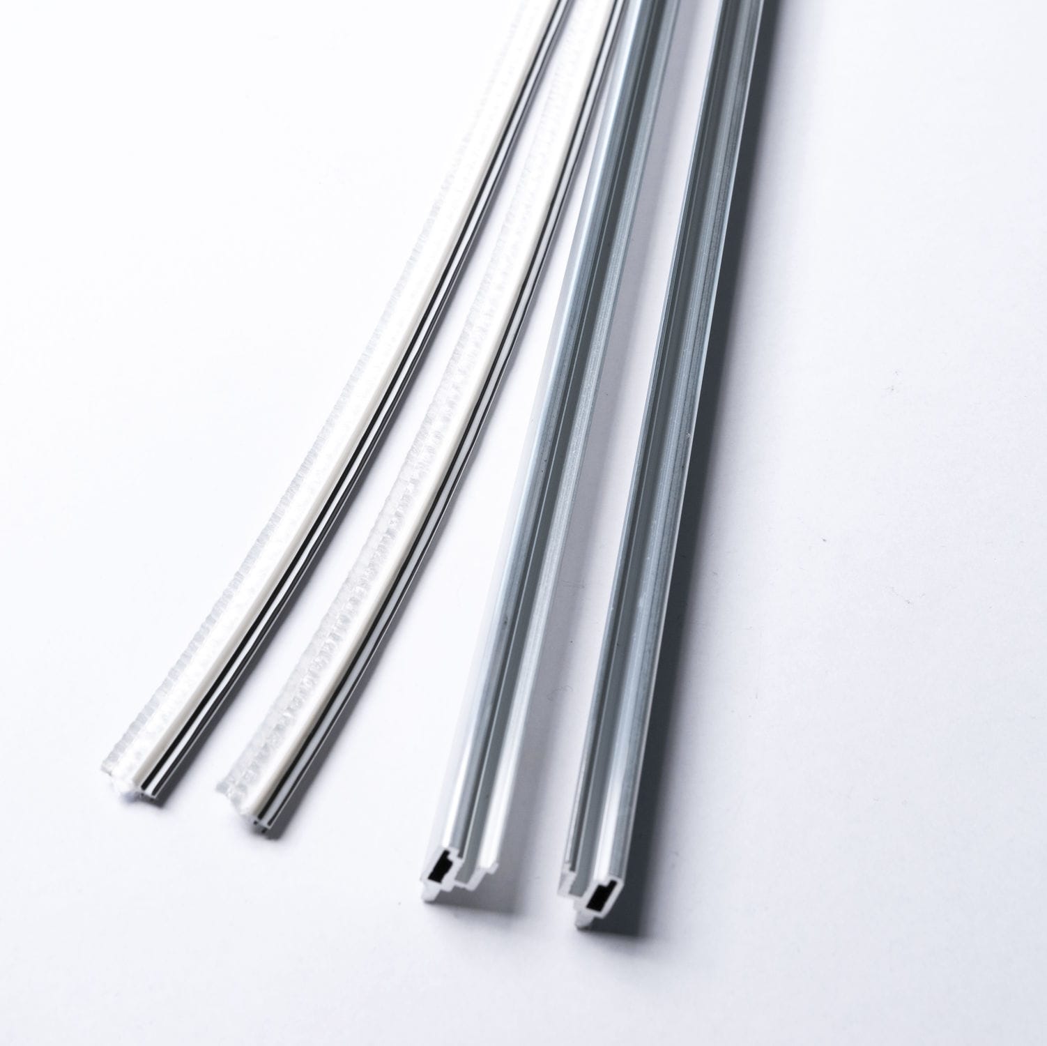 Lot De 4 Rails D’arrimage Aviation En Aluminium – 1m Chacun, Avec 8 Crochets Doubles – Pour Remorque, Fourgon, Camping-car