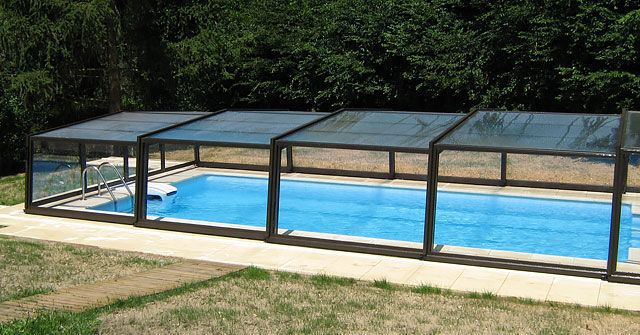 Abri de piscine mi-haut - MID-HIGH - Azenco Groupe - télescopique / en ...