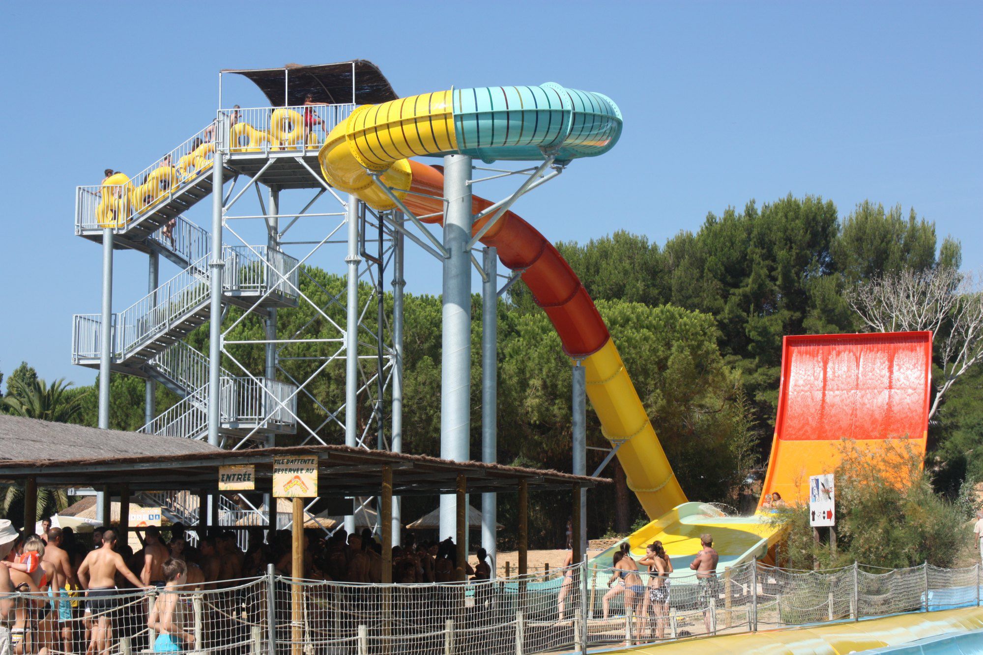 Toboggan tournant / pour parc aquatique / à bouées / en tube