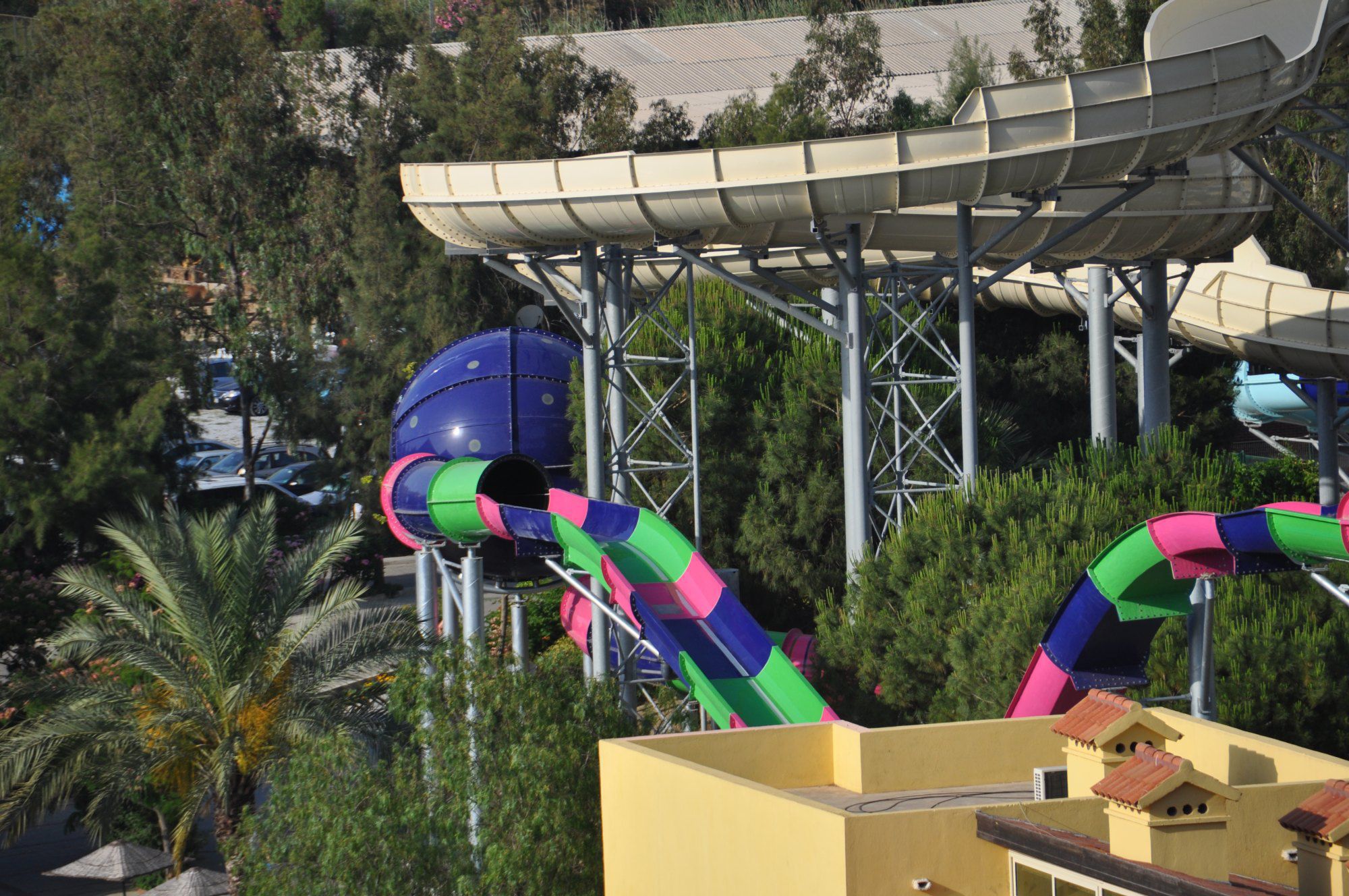 Toboggan tournant / pour parc aquatique / en tube SPHERES Polin
