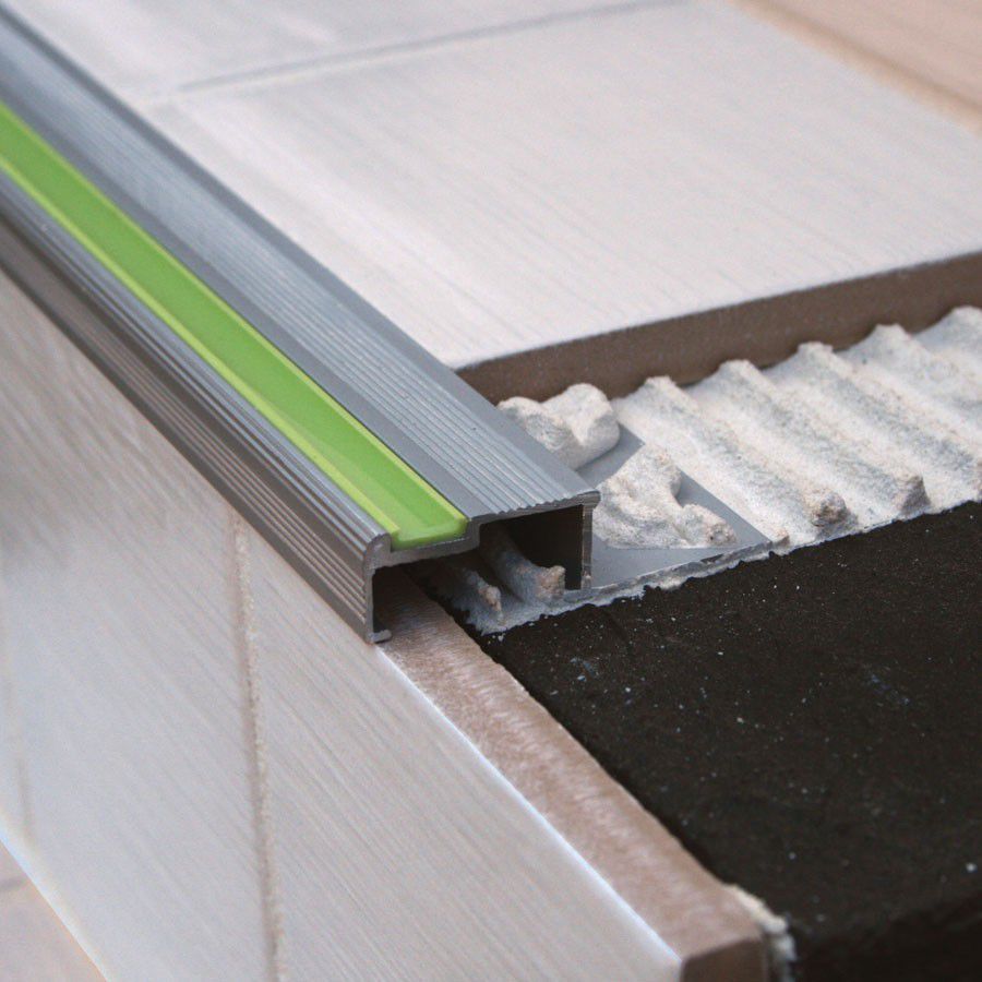 Floordirekt Nez de marche en vinyle pour l'extérieur - Antidérapant - En PVC - 100 x 4,0 x 2,5 cm