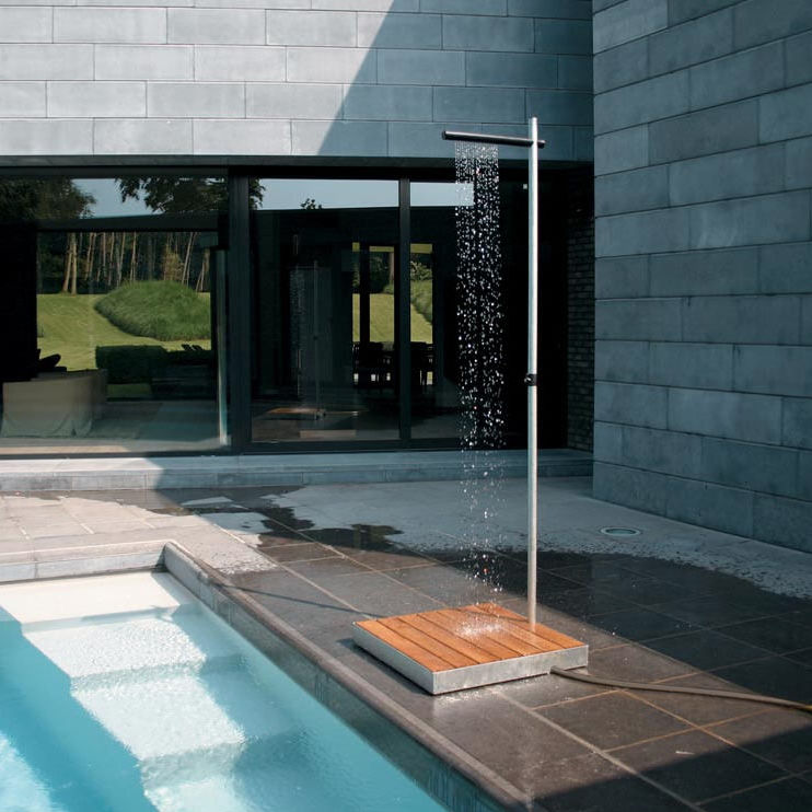Douche de jardin de piscine CASCADE TRADEWINDS en acier galvanisé