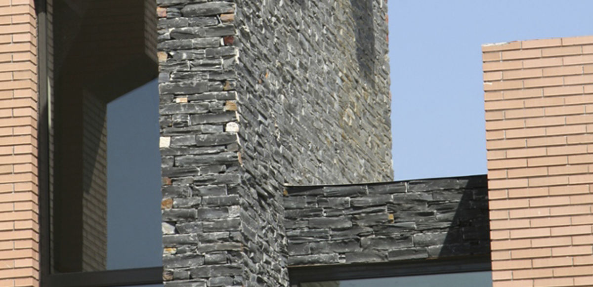 Parement en ardoise / pour façade / texturé / décoratif Pizarras J. Bernardos