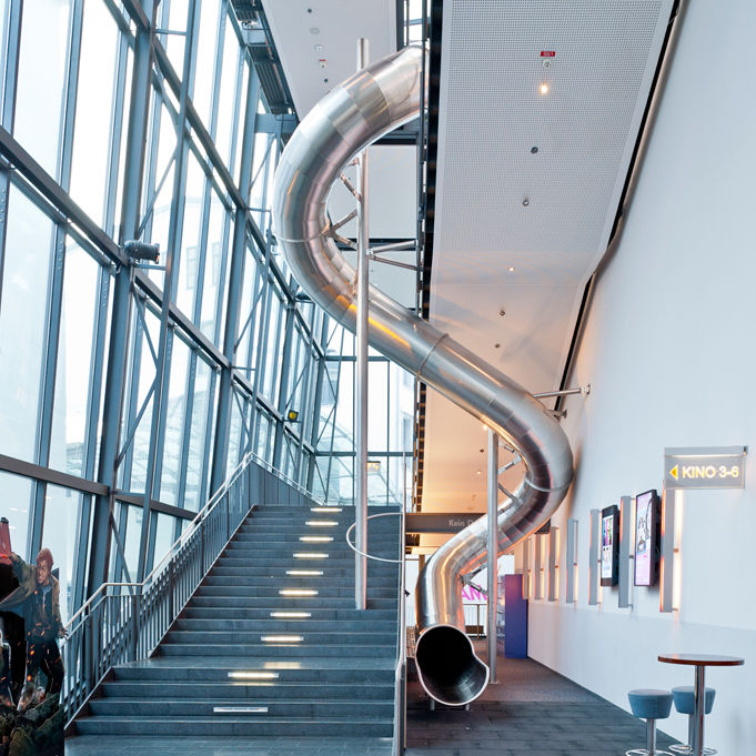 Toboggan tournant CINEMAXX STUTTGART atlantics GmbH pour aire de