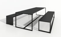Ensemble table et bancs contemporain / en...