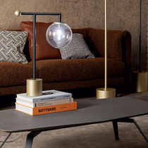 Lampe de table / en métal / en verre / contemporaine