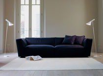 Canapé contemporain / en tissu / par Studio...