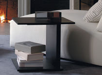 Table d'appoint contemporaine / en métal...