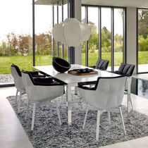 Chaise contemporaine / en cuir / en tissu...