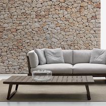 Table basse contemporaine / en teck / avec...
