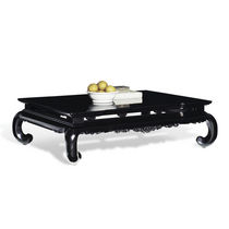 Table basse de style / en placage de bois...
