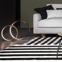 Lampe de sol / en métal / contemporaine...