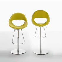 Chaise de bar contemporaine / en polyuréthane...