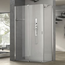 Cabine de douche en verre / en aluminium...