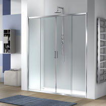 Cabine de douche en verre / en aluminium...