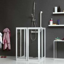 Cabine de douche en aluminium / en verre...