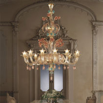 Lustre classique / en verre / 6 ampoules...