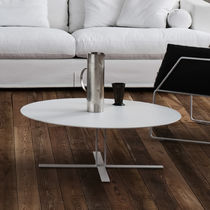 Table basse contemporaine / en MDF / avec...