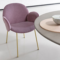 Chaise contemporaine / en tissu / avec piètement...