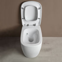 WC près du mur / en céramique / sans bride...