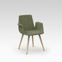 Fauteuil contemporain / en mousse / en bois...