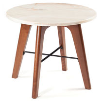 Table d'appoint contemporaine / en bois...