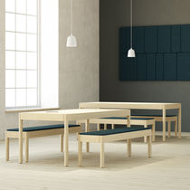 Ensemble table et bancs contemporain / en...