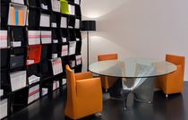 Table contemporaine / en aluminium / avec...