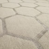 Tapis contemporain / à motif géométrique...