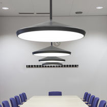 Suspension / en plastique / contemporaine...
