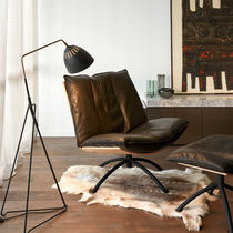 Lampe sur pied / en métal / en caoutchouc...
