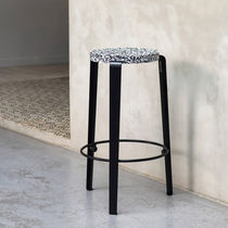 Tabouret de bar contemporain / en plastique...