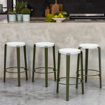 Tabouret de bar contemporain / en plastique...
