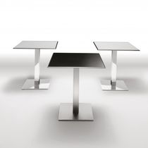 Table mange-debout contemporaine / en métal...