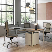 Chaise de bureau contemporaine / en polyamide...