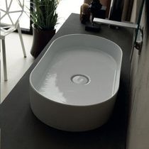 Vasque à poser / en céramique / ovale /...