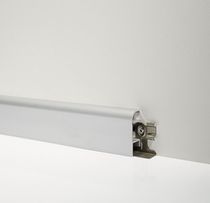Plinthe en aluminium / pour cablage électrique