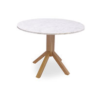Table contemporaine / en bois massif / en...