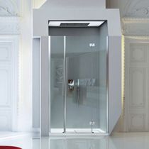 Cabine de douche en verre / avec porte pivotante...