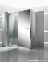 Cabine de douche en verre / avec porte pivotante...