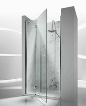 Cabine de douche en verre / avec porte pivotante...