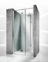 Cabine de douche en verre / avec porte pliante...