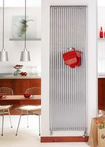 Radiateur à eau chaude / <500 w / 501 w...750...