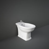 Bidet en céramique