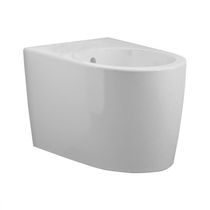 Bidet suspendu / en céramique