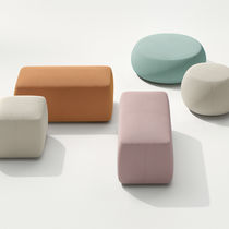 Pouf contemporain / en cuir / en tissu /...