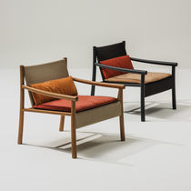 Fauteuil contemporain / en tissu / en bois...