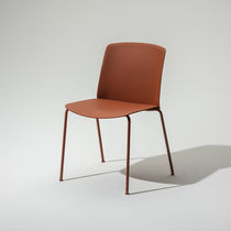 Chaise contemporaine / en polypropylène...